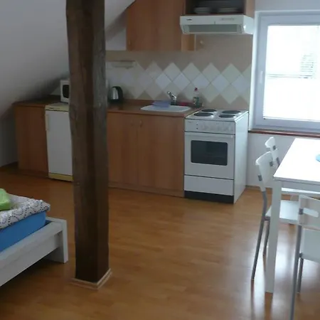 U Cara Hotel *